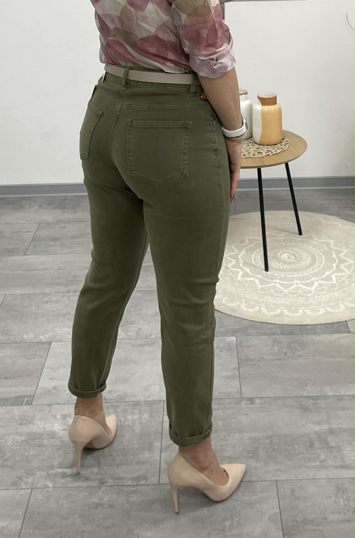 ANIKÓ - MOM - FITT farmer. Khaki