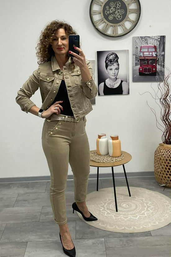 BOGI - Carot fazonú farmer nadrág. Bézs