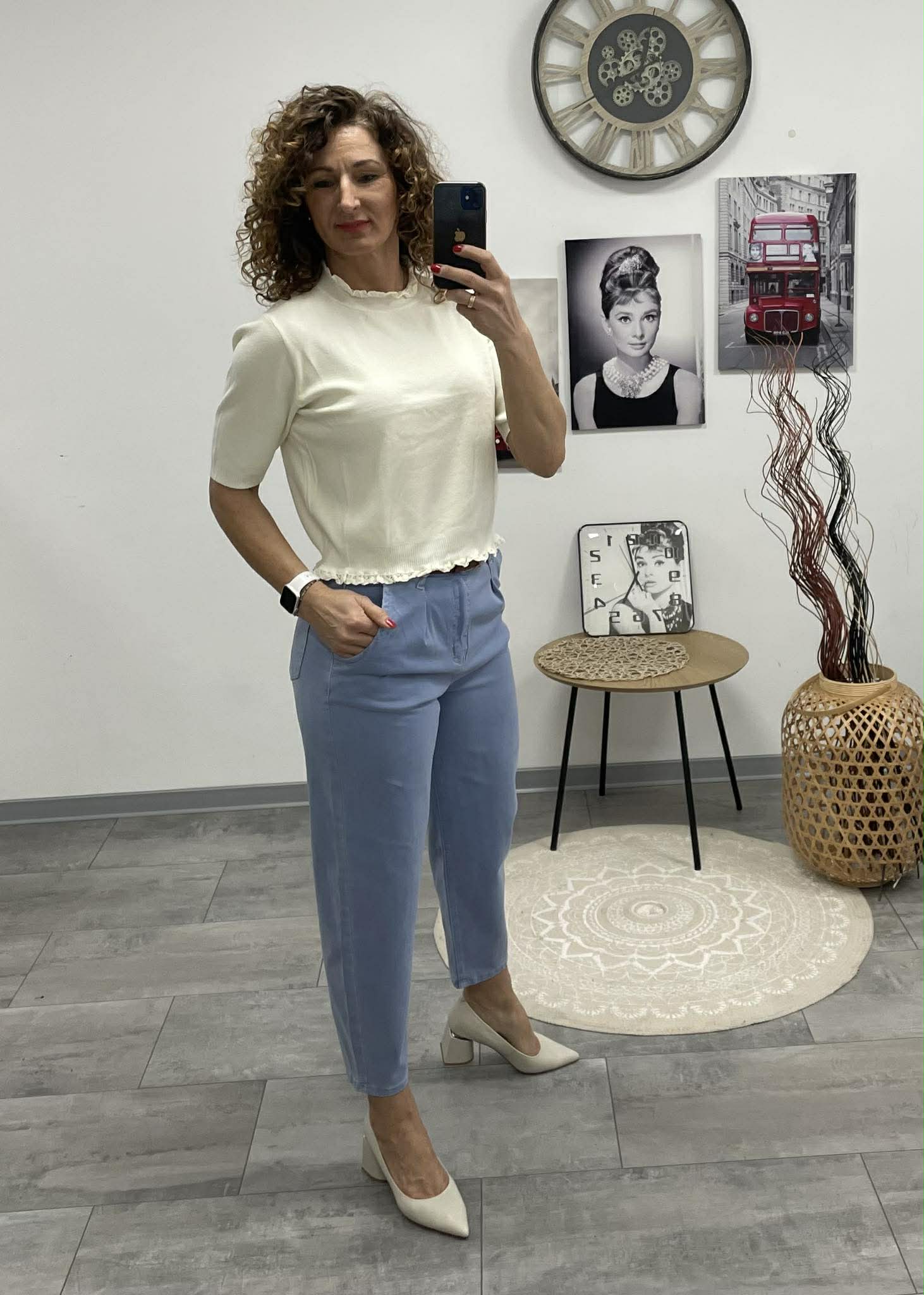 GRÉTI - Bő laza fazonú farmer nadrág. Közép kék