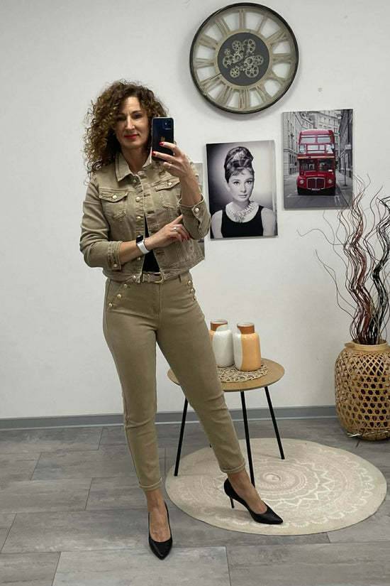 BOGI - Carot fazonú farmer nadrág. Bézs