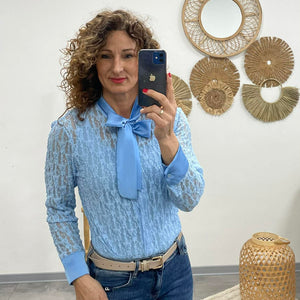 BEAUTY - Csipke blúz. Baba kék