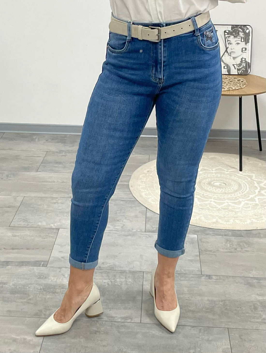 SARA - Közép kék MOM Fitt farmer nadrág