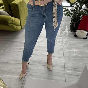 SARA MOM - Világos MOM fazonú farmer nadrág