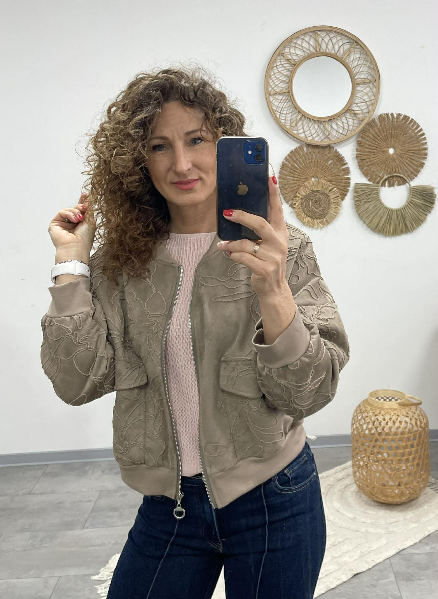 Zsaklin - Zsinór hímzett kabát. Teve barna