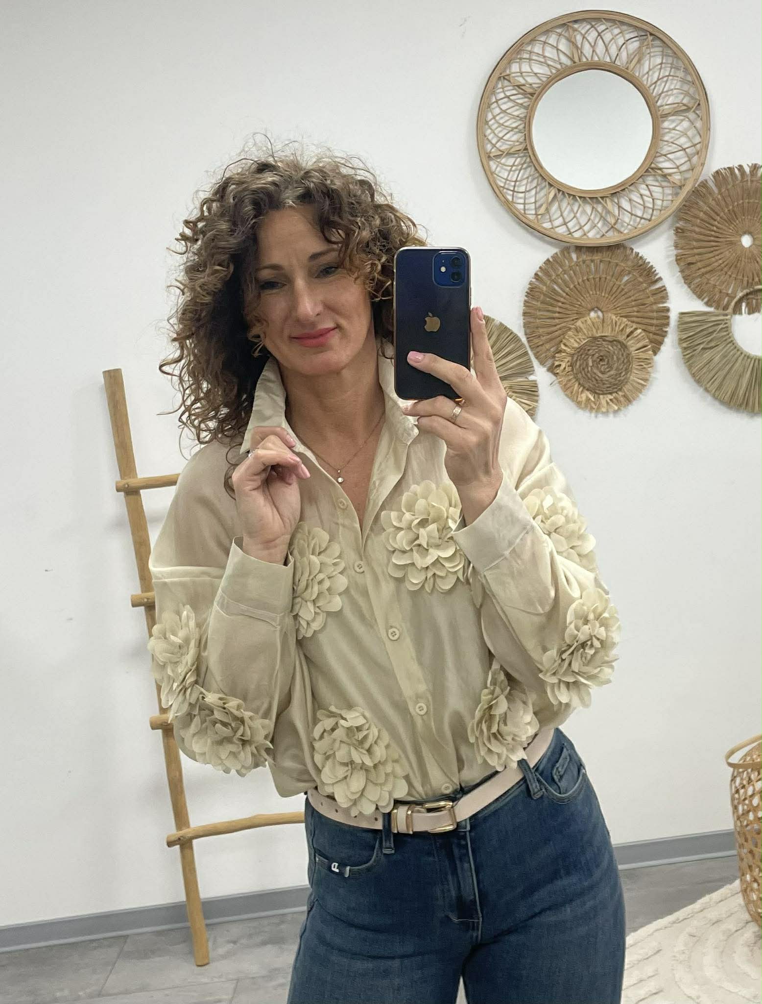 MARGARET - 3D virgs blúz. Bézs