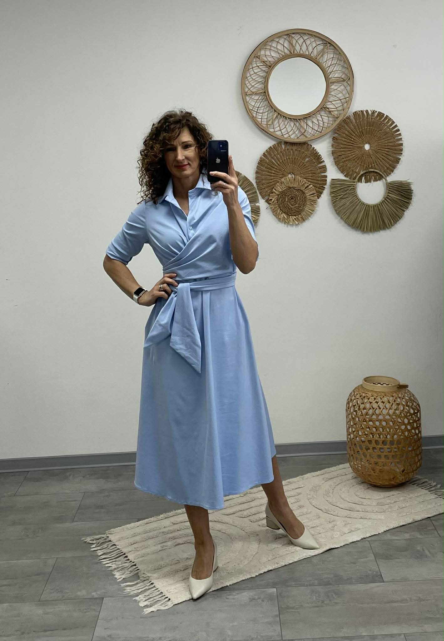 IRCSI - Átkötős ruha. Világos kék