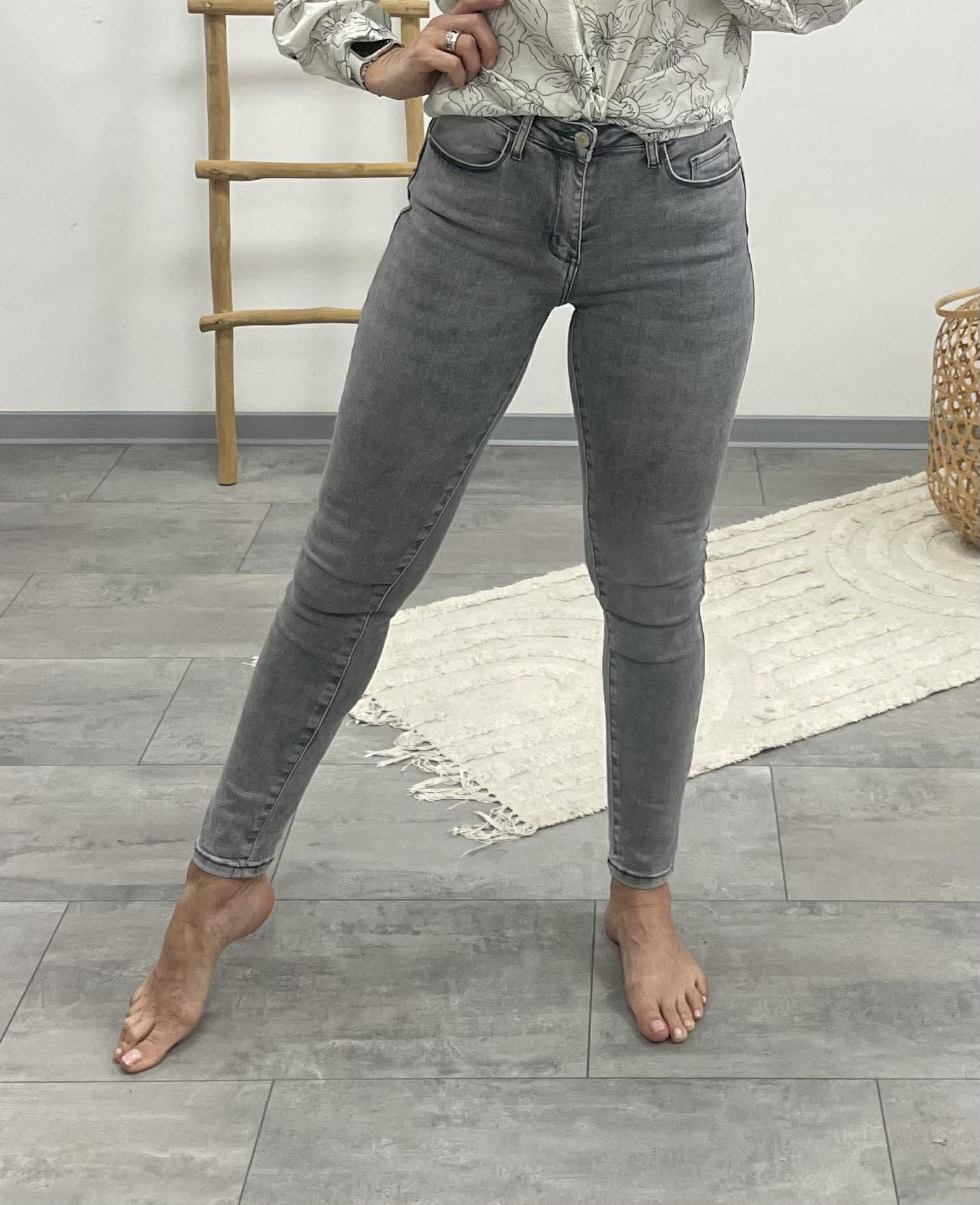 LIZE - Push Up farmer nadrág. Szürke