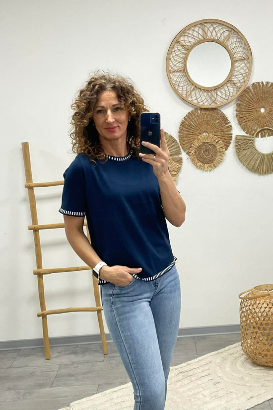 NAVY - Kötött felső. Sötétkék