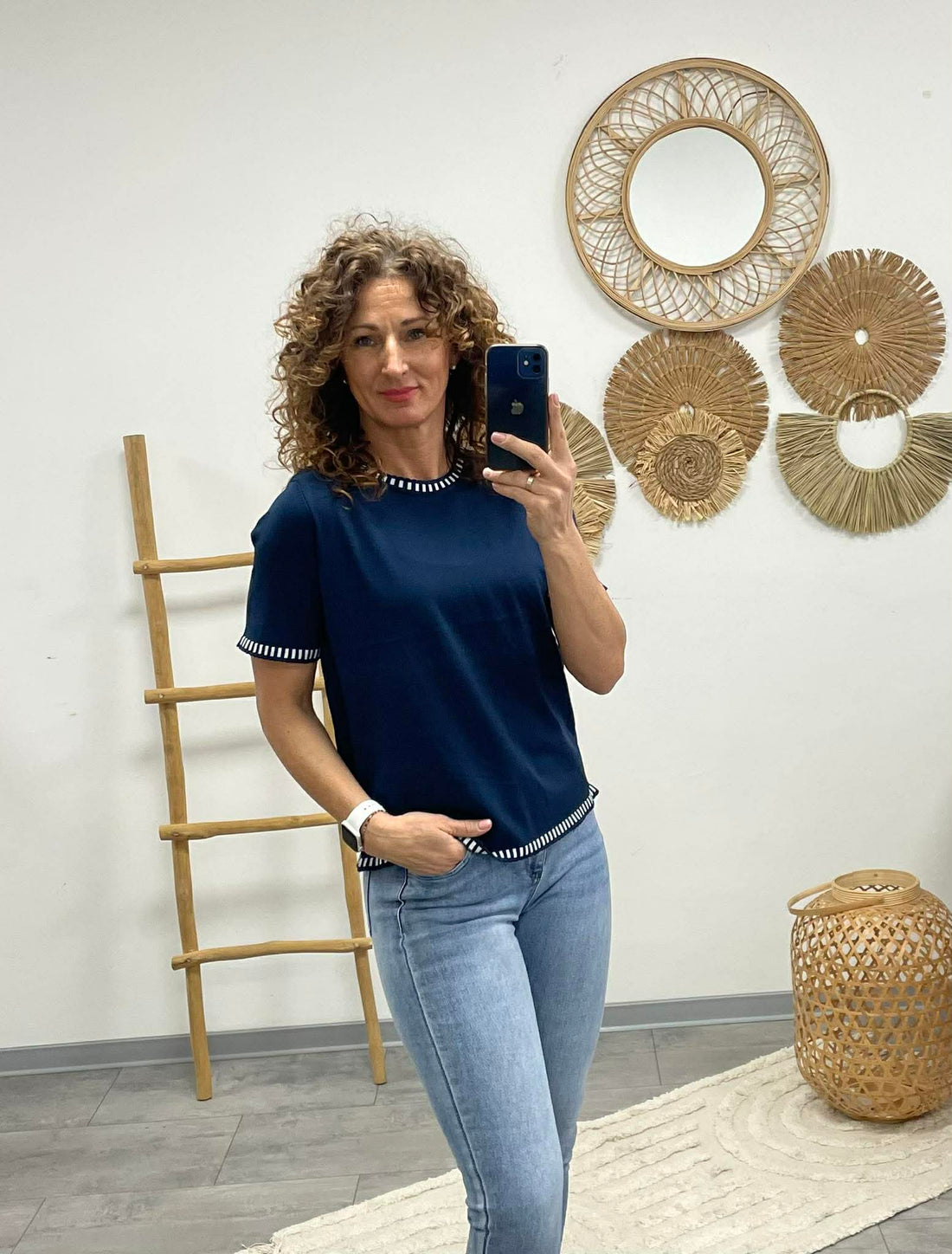 NAVY - Kötött felső. Sötétkék