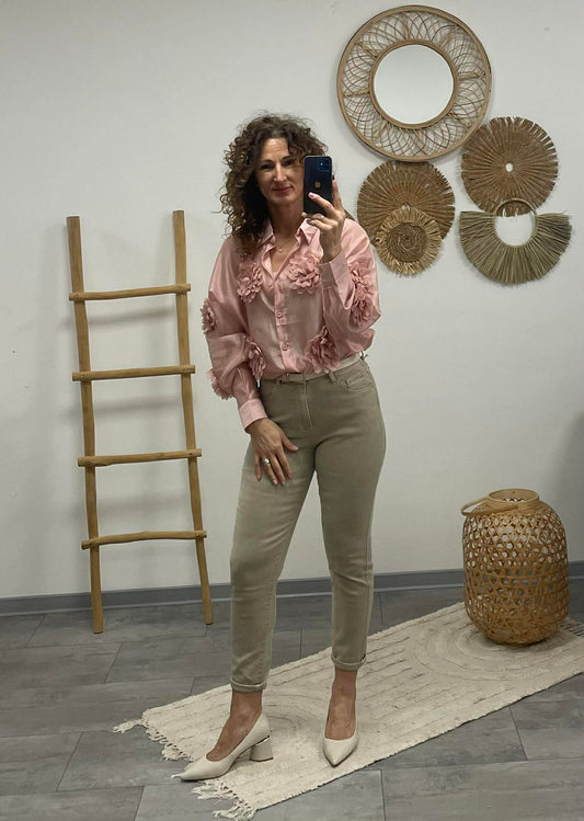 MOM - Mom fazonú farmer nadrág. Mogyoróbarna