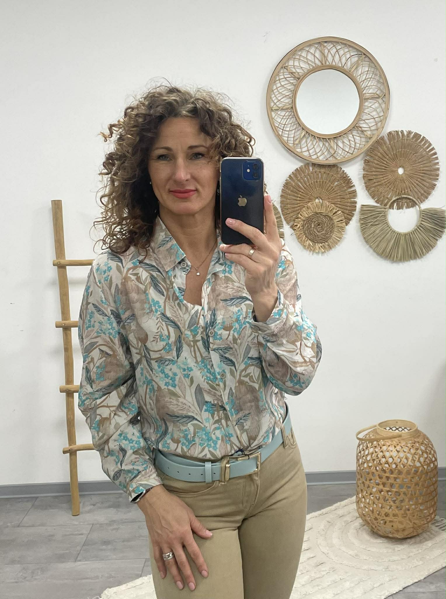 FLOWER - Virágmintás Blúz. Türkiz