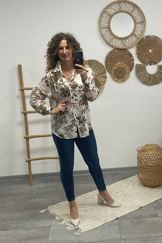 FLOWER - Virágos blúz. Barna