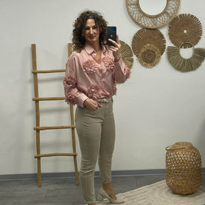 MARGARET - 3D virágos blúz. Rózsaszin