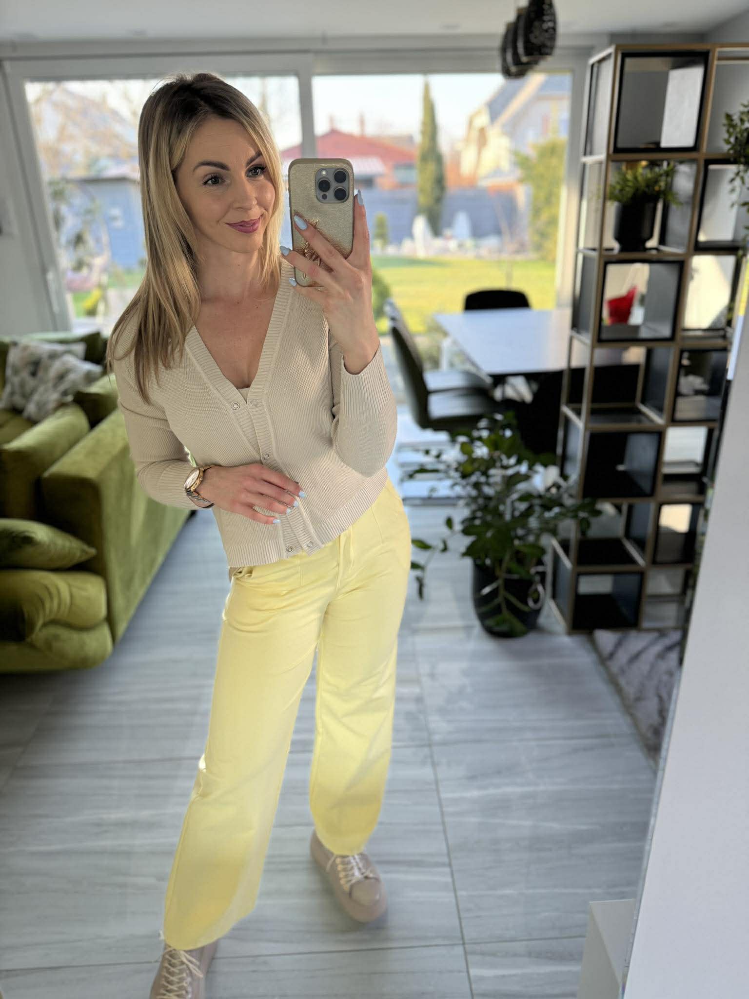 JONA II - Kötött kardigán. Világosbézs