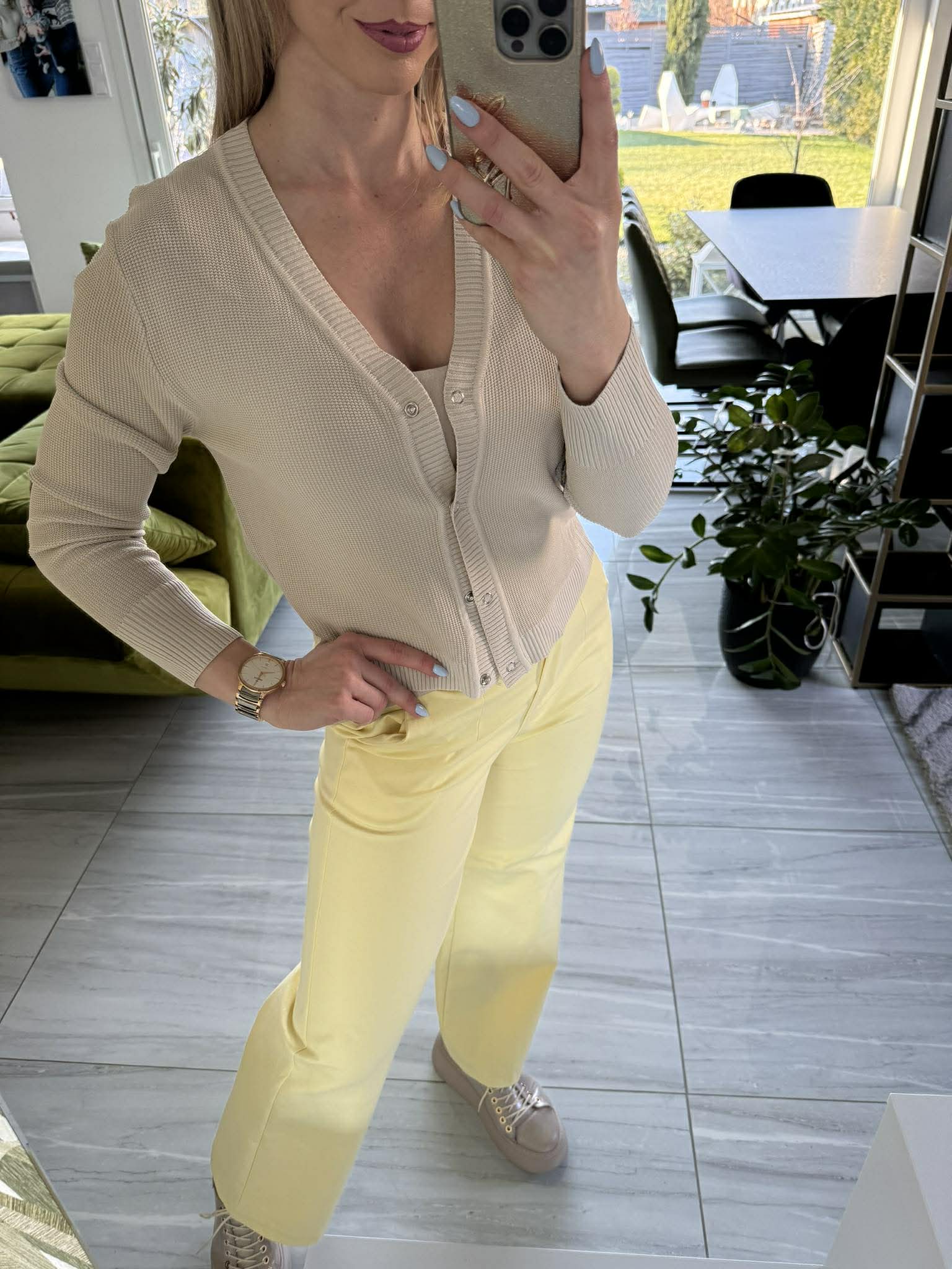 JONA II - Kötött kardigán. Világosbézs