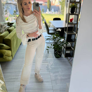 NETTI - Enyhén bő szárú nadrág. Világos bézs