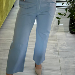 TRENDY - Egyenes  bő szárú nadrág. Világoskék