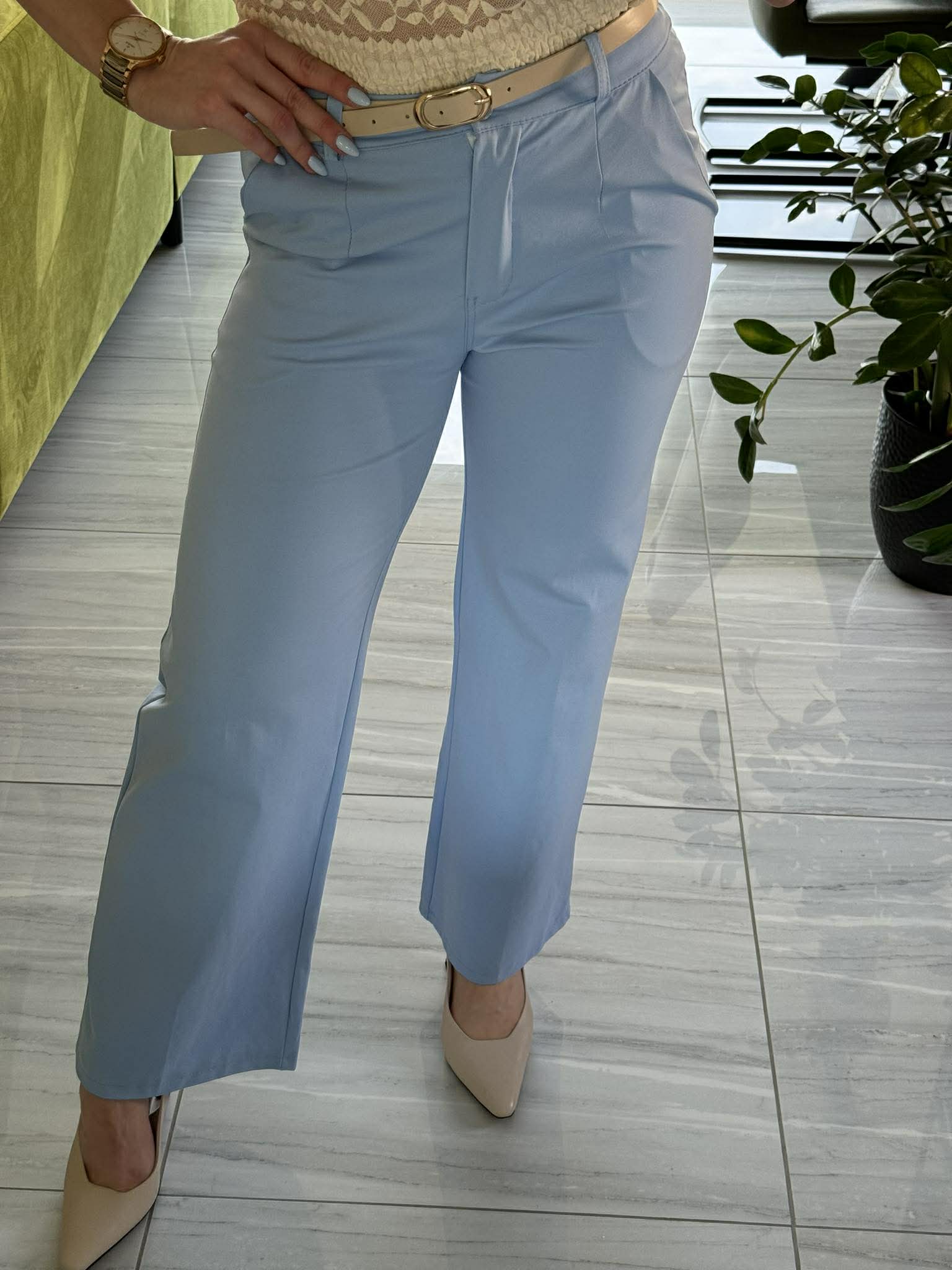 TRENDY - Egyenes  bő szárú nadrág. Világoskék