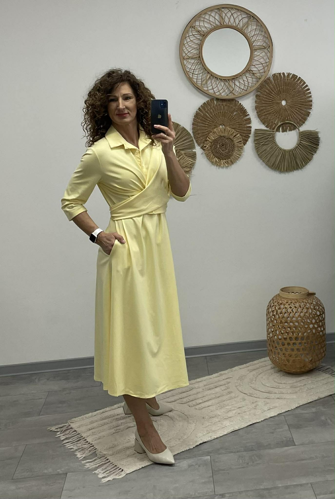 Ircsi - Átkötős ruha. Sárga