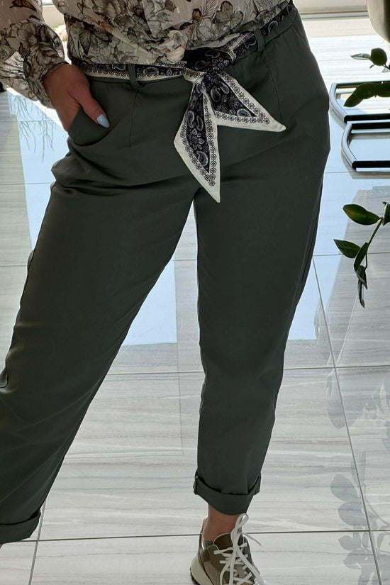 KATA - Laza szabású vászon nadrág. Khaki