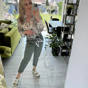 KATA - Laza szabású vászon nadrág. Khaki