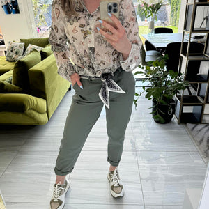 KATA - Laza szabású vászon nadrág. Khaki