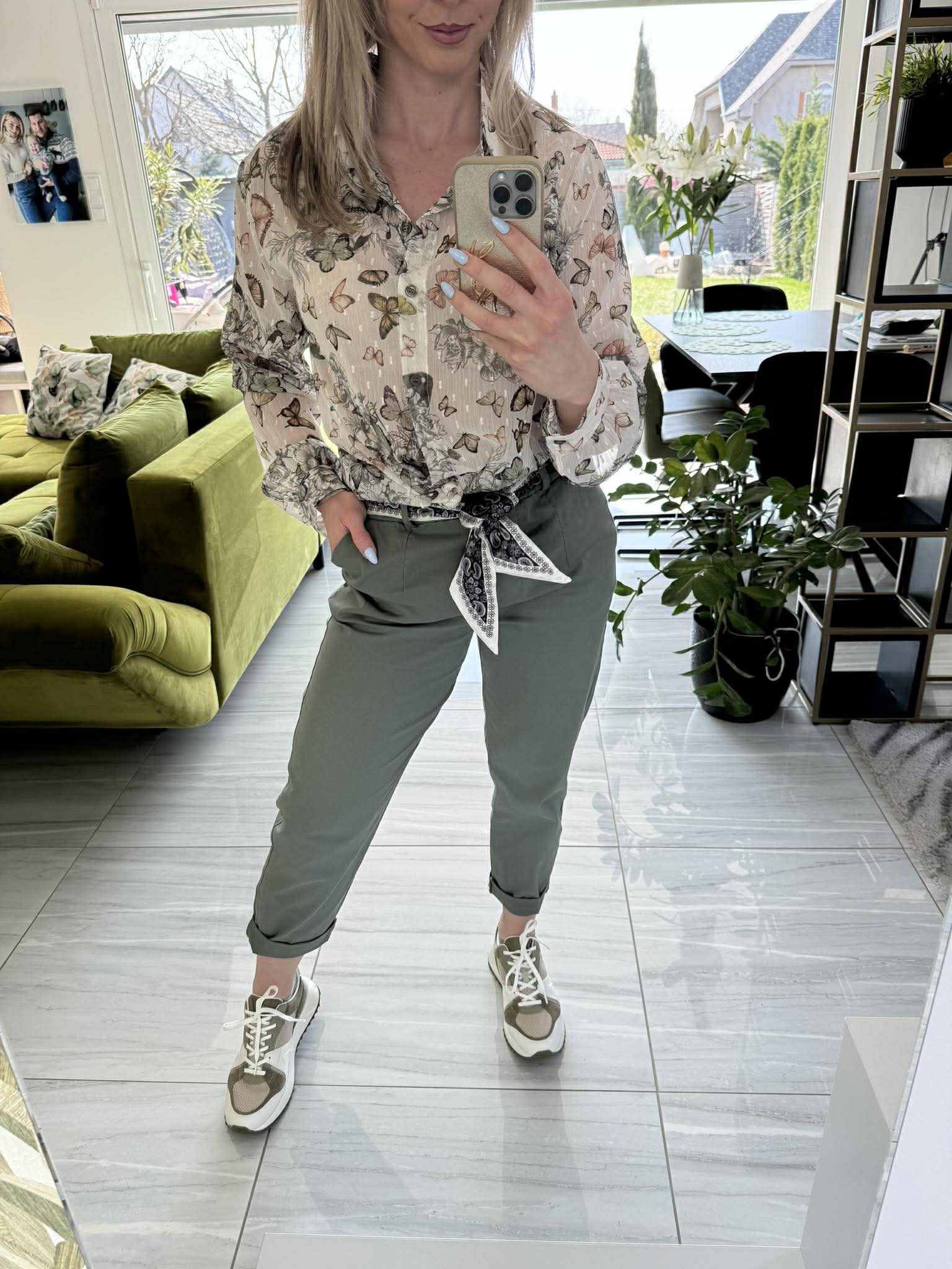 KATA - Laza szabású vászon nadrág. Khaki