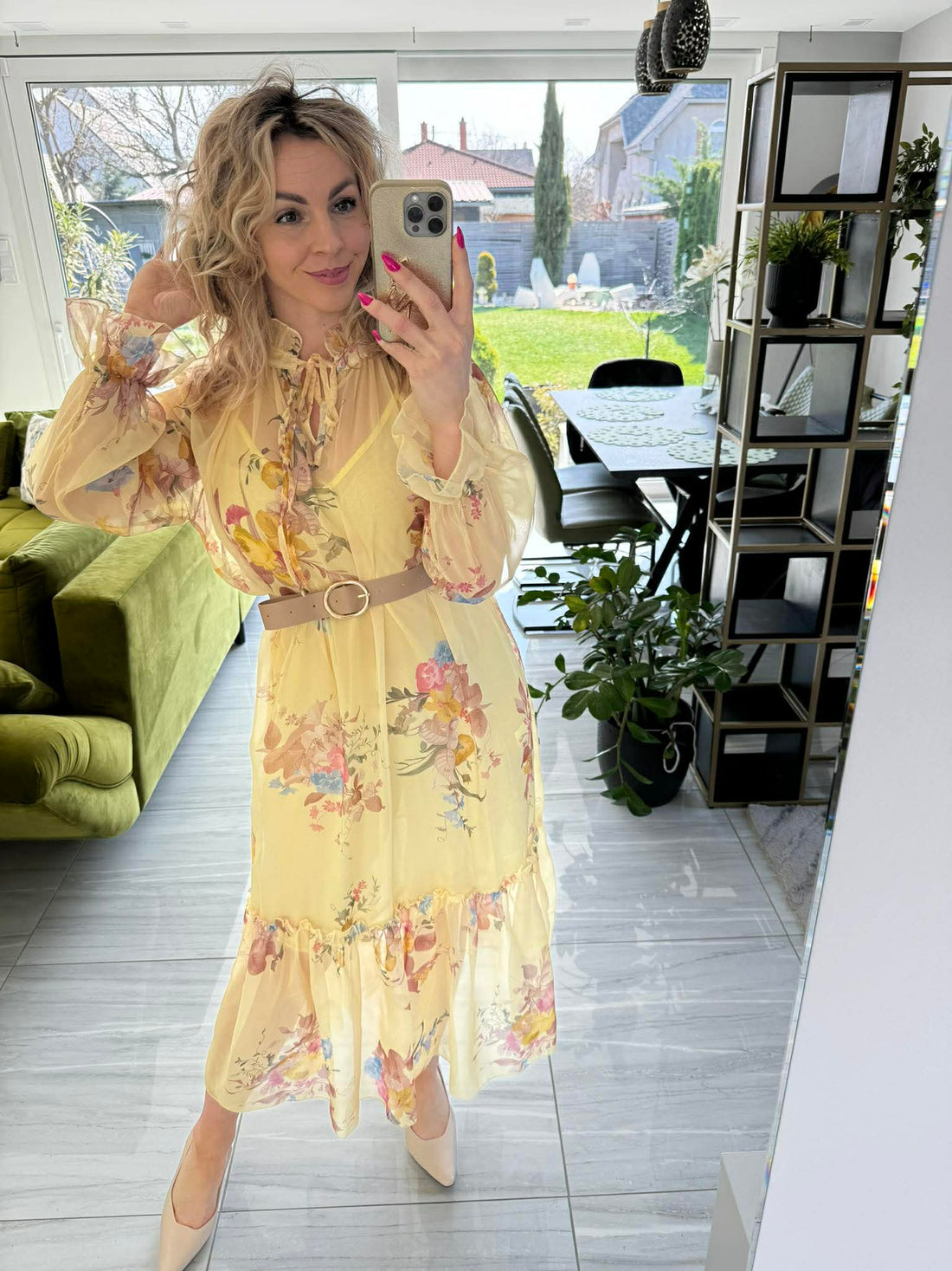 BELLA - Fodros muszlin ruha. Sárga