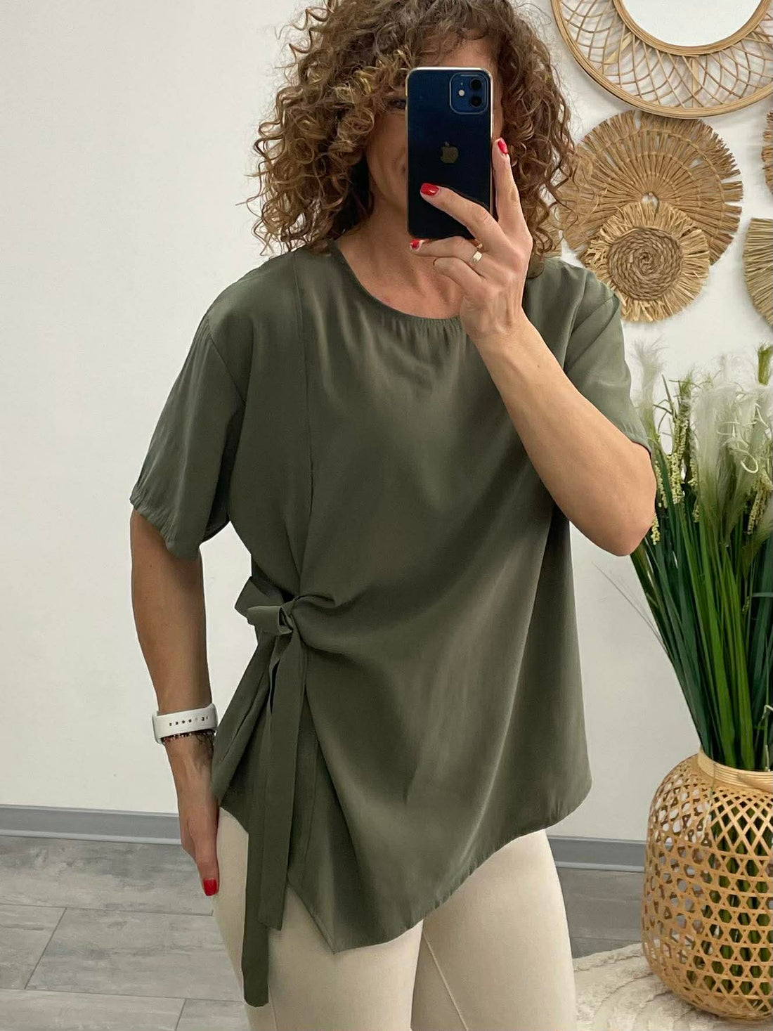 LEA - Női felső. Khakizöld