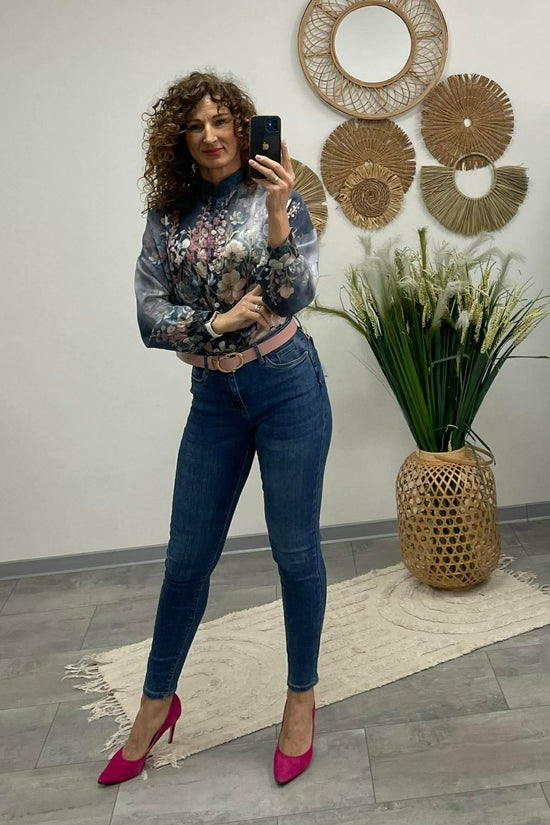 SANA - Virágos áttetsző blúz. Sötétkék