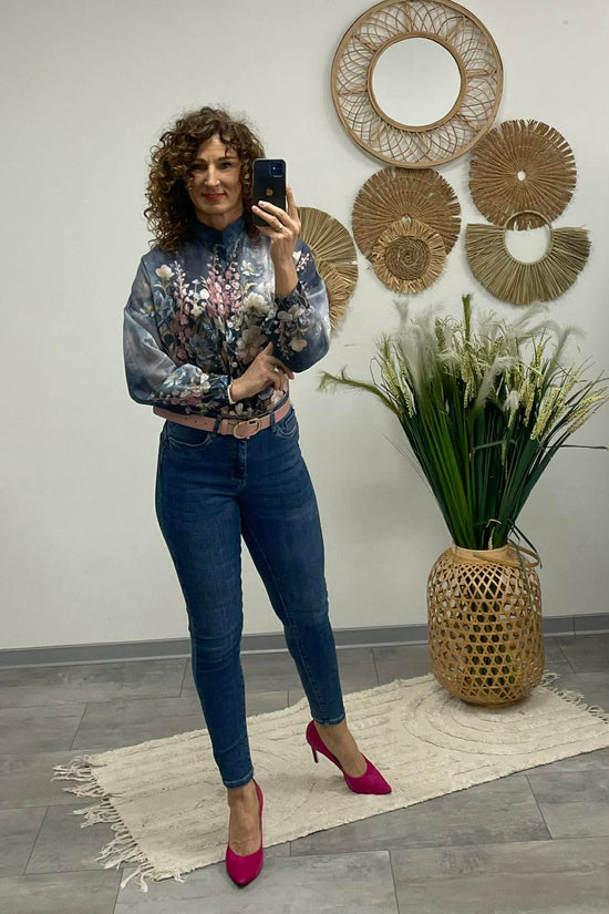 SANA - Virágos áttetsző blúz. Sötétkék