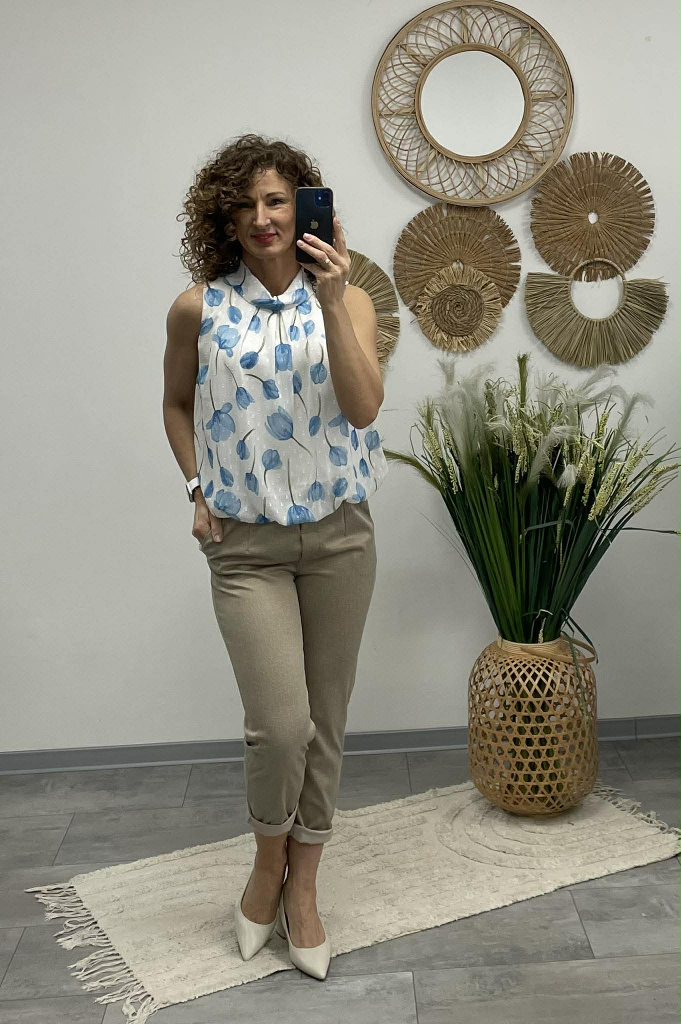 LCK - Gumis derekű nadrág. Mogyoróbarna