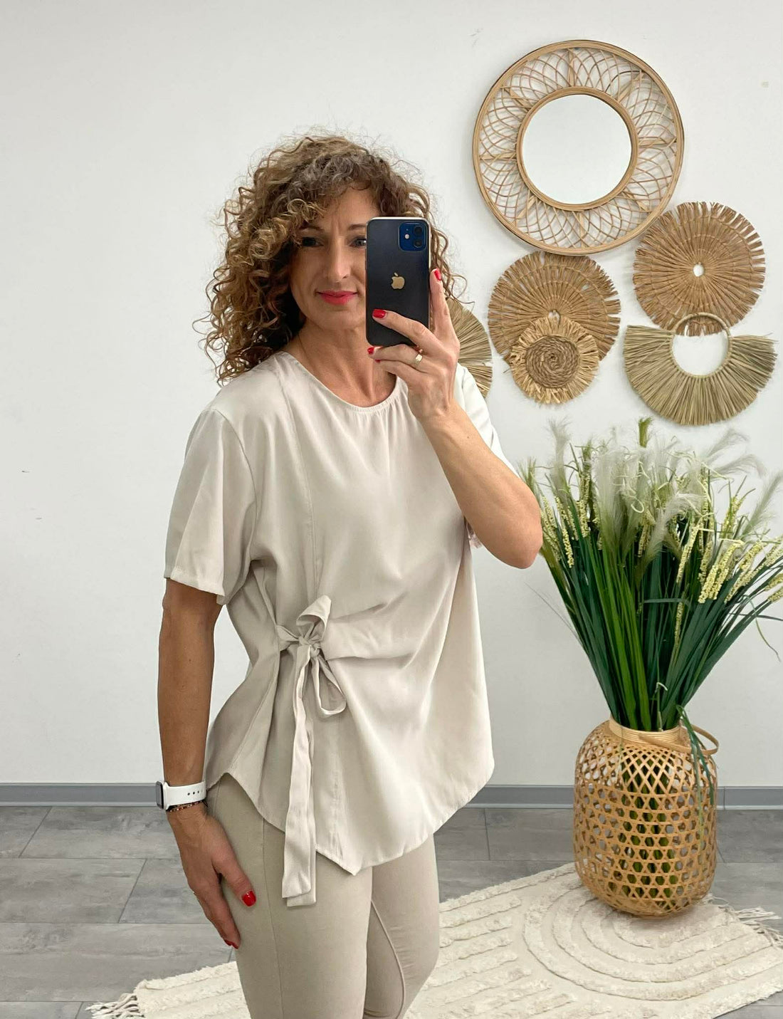 Lea - Női felső. Bézs