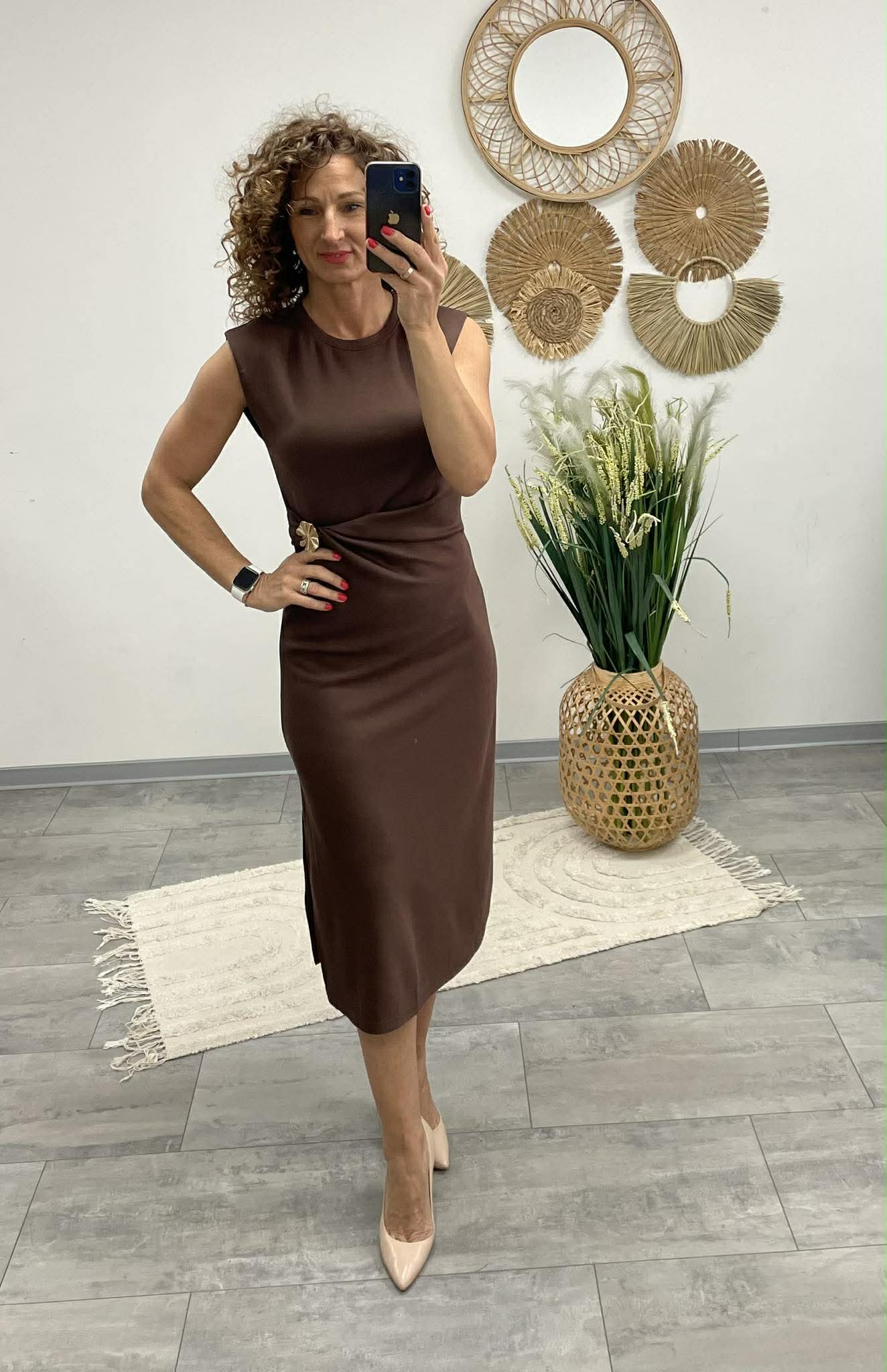 HELEN - Testkövető / BODYCON / ruha. Barna