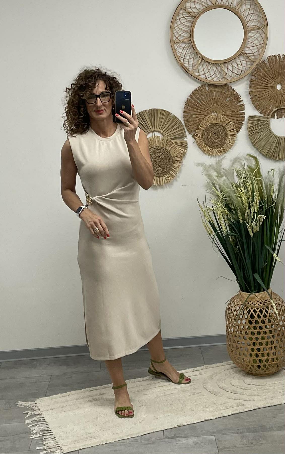 HELEN - Testkövető / BODYCON / ruha. Világosbézs