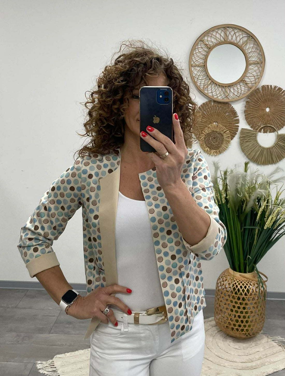 ULLA - Velúr hatású kiskabát. Világoskék