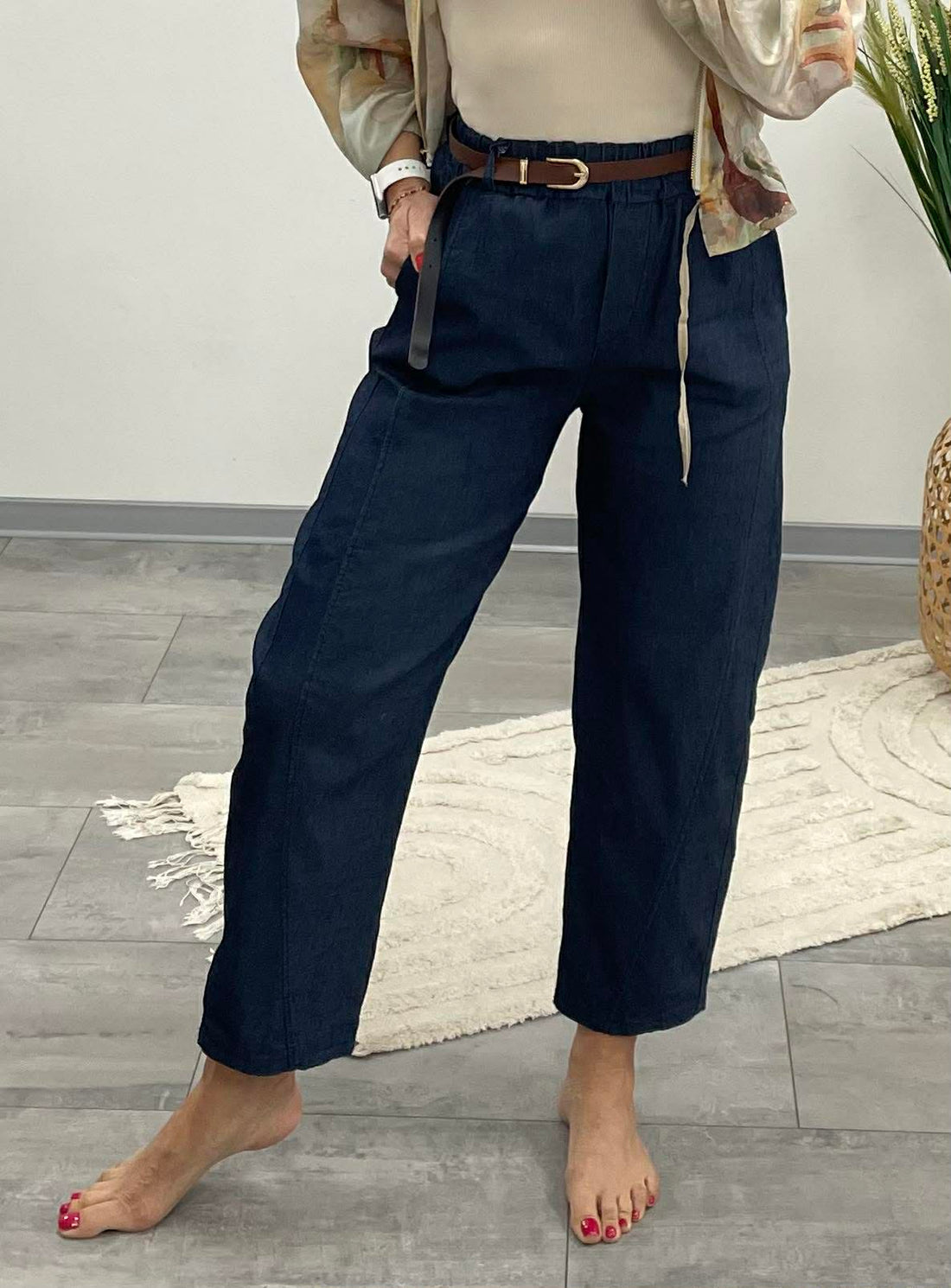 VILLŐ - Nyári ballon farmernadrág.         FIGYELEM : a fazon miatt érdemes egy számmal kisebbet választani a tökéletes illeszkedésért.