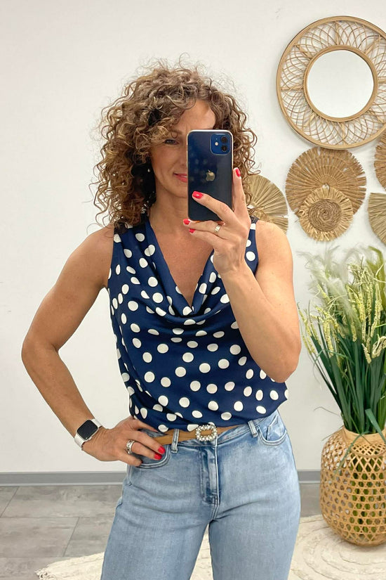 MIA - Ejtett nyakú top. Sötétkék