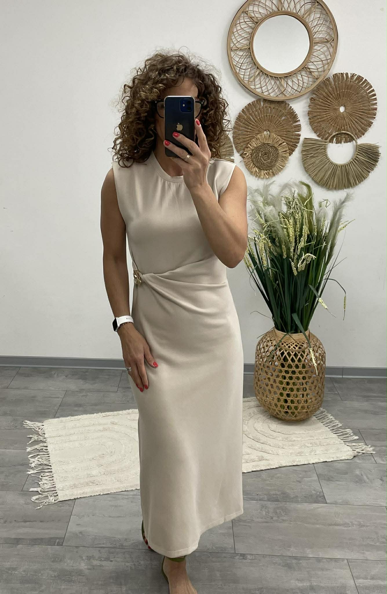 HELEN - Testkövető / BODYCON / ruha. Világosbézs