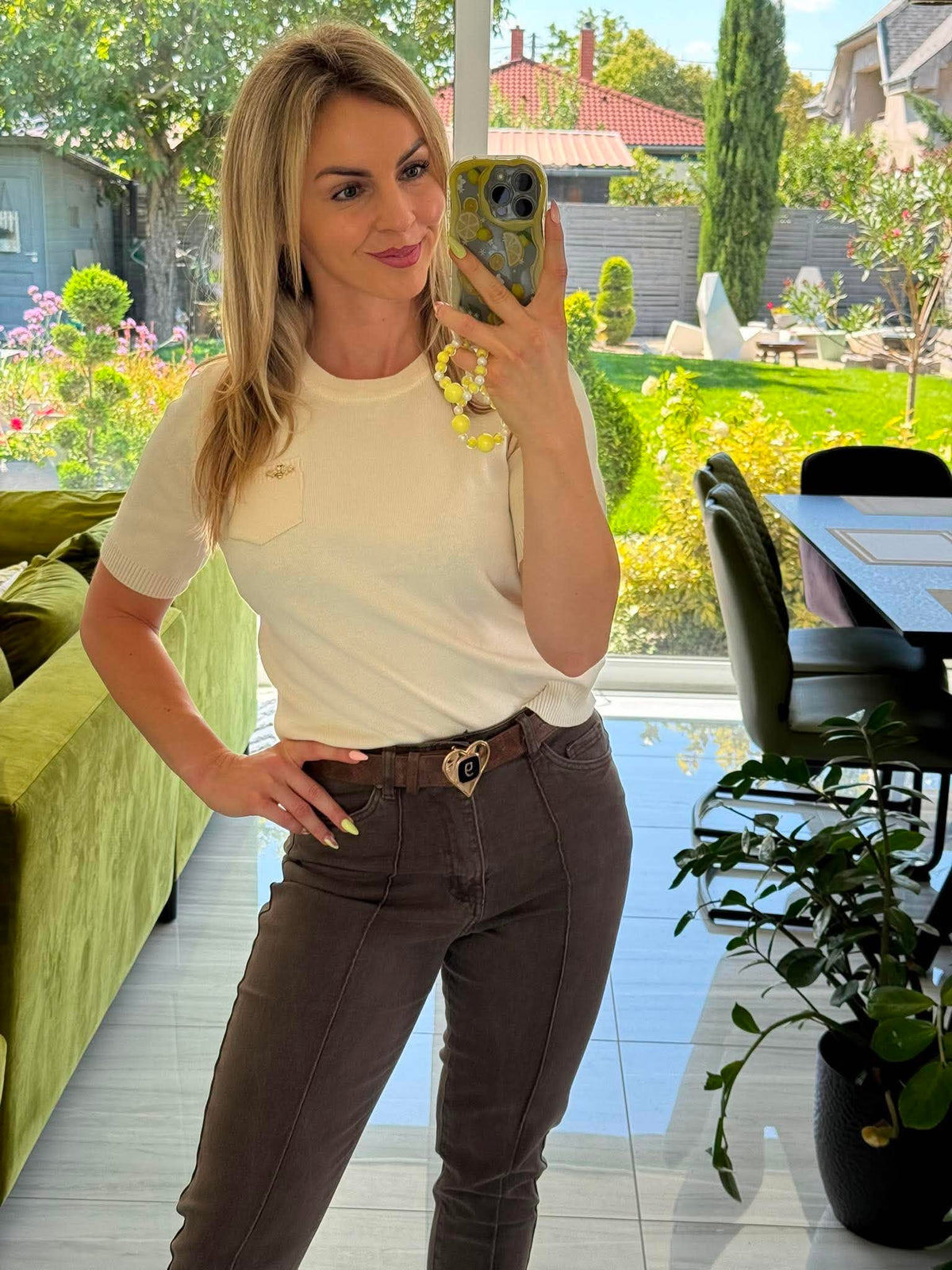 MOON - Mom farmer. Tevebarna