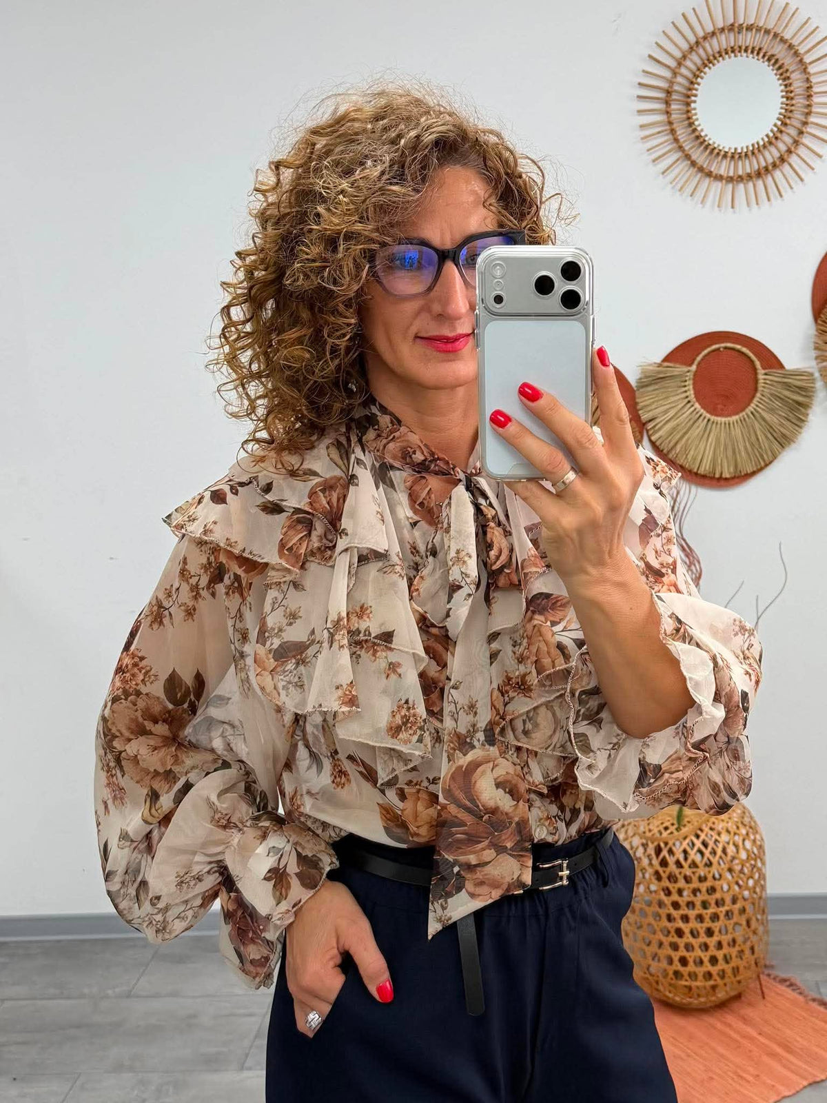 FRIDA - Zsabós blúz. Barna