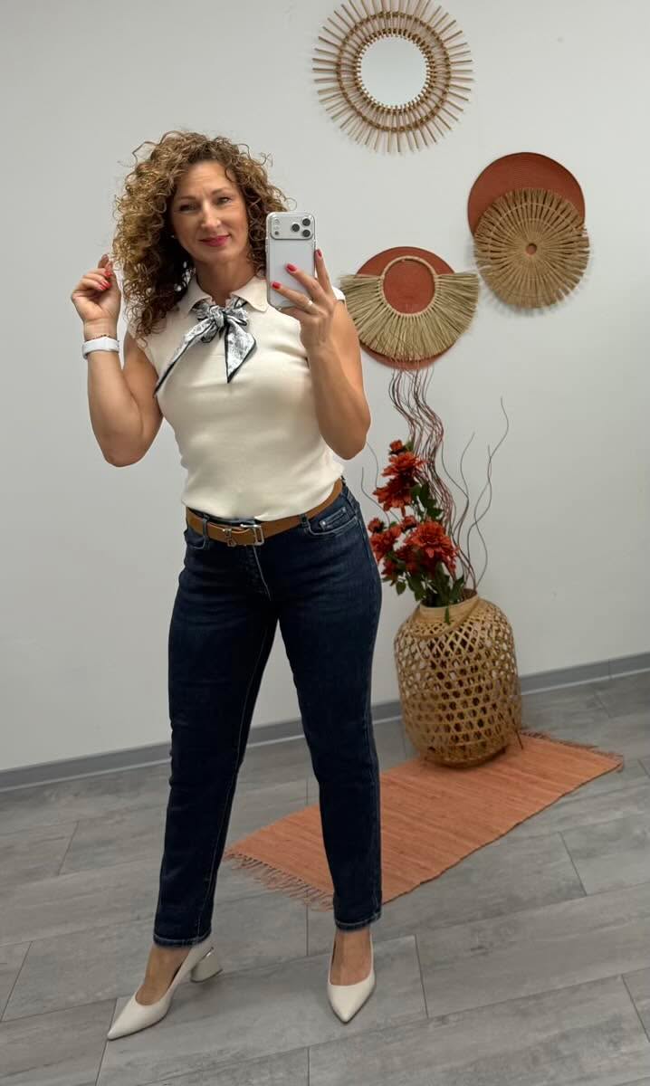 MILJA - Egyenes szárú farmer nadrág. Denimkék