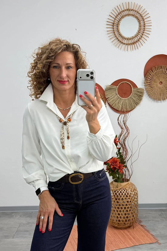 JUTTA - Elegáns blúz. Fehér