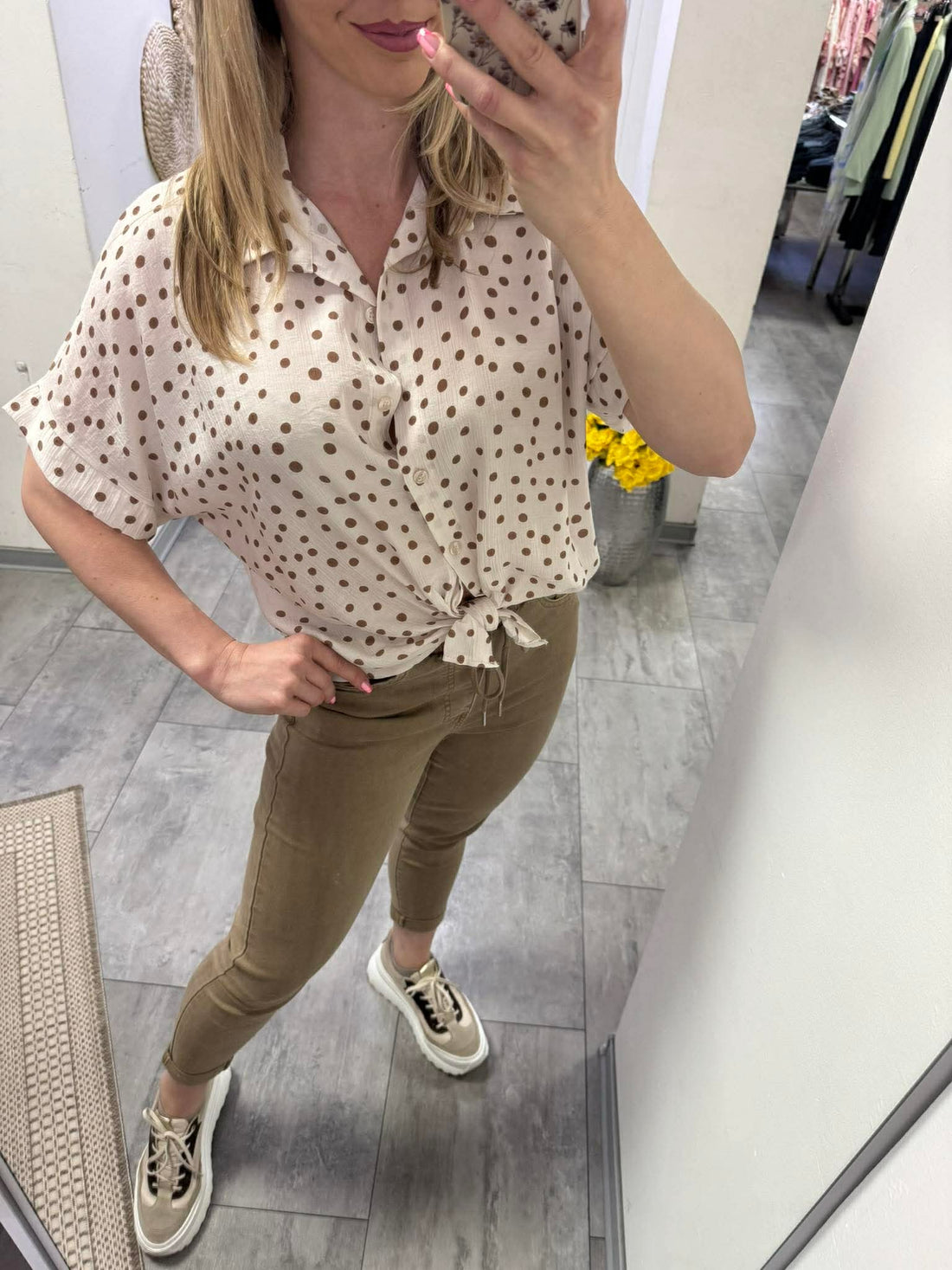 GINI - Női blúz. Törtfehér