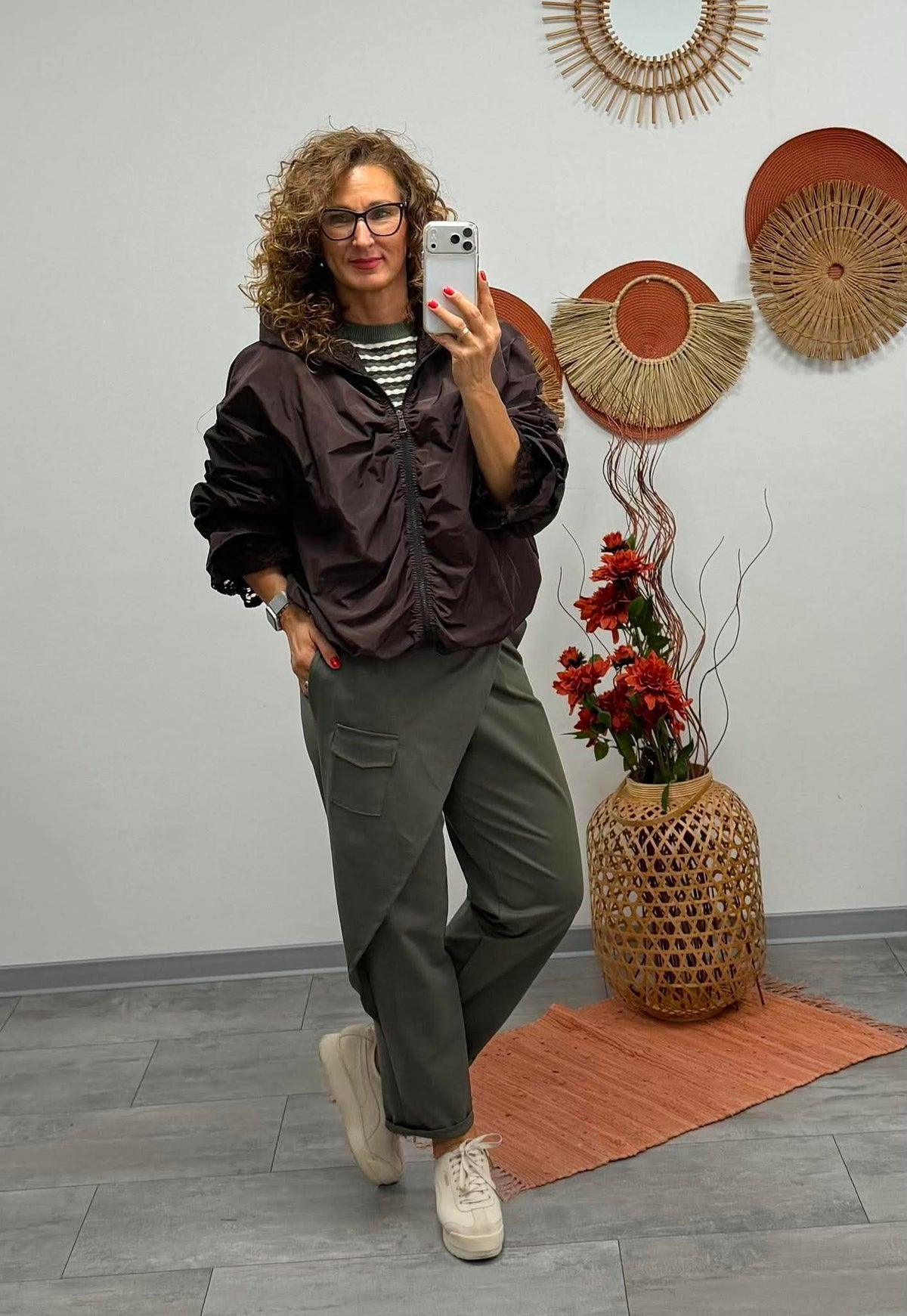 BROWN - Széldzseki. Sötétbarna